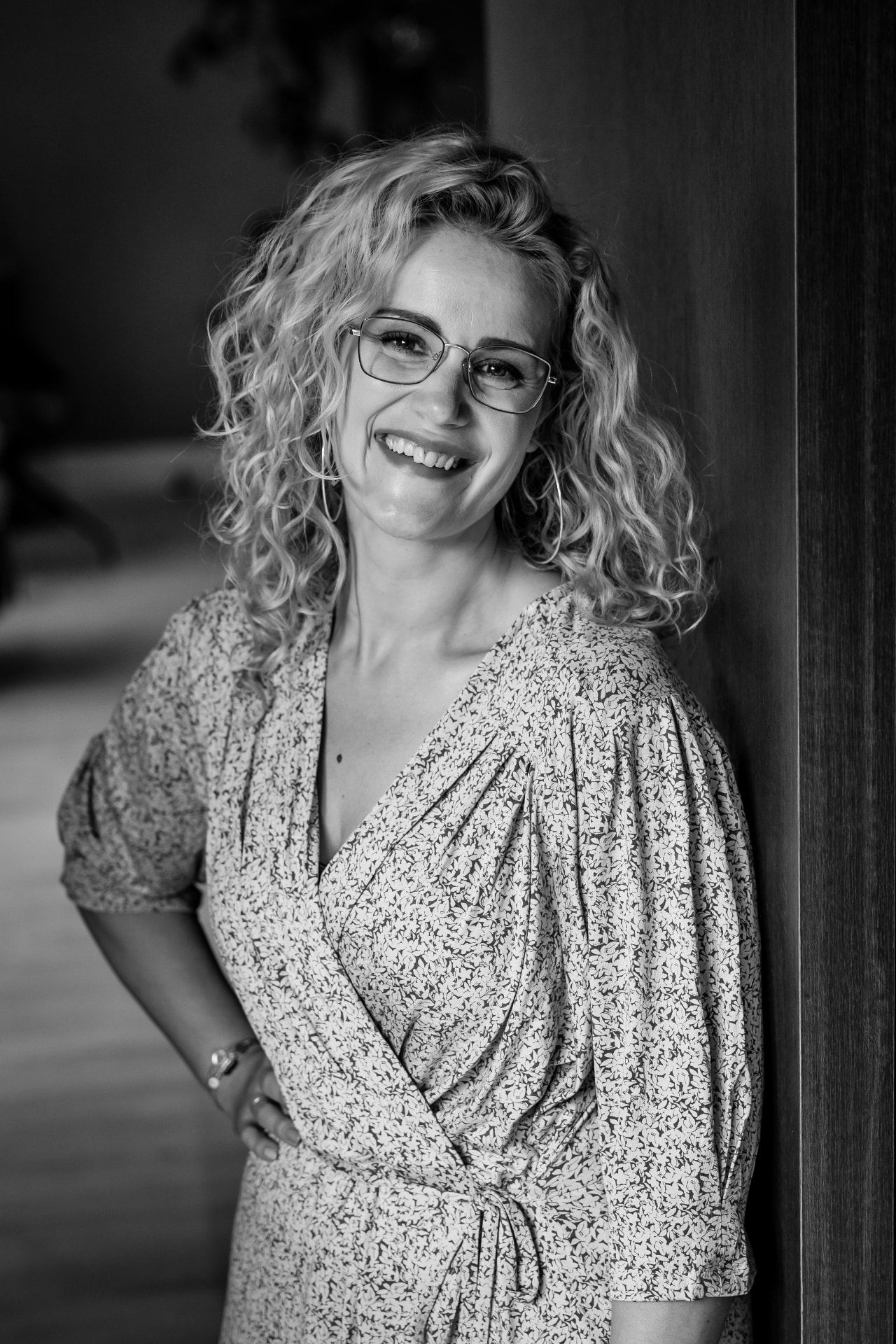 Portret van Miranda Snijders in zwart-wit